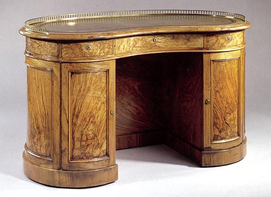 Walnut Kidney Shaped Pedestal Desk