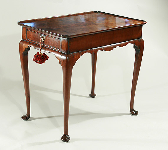 IRISH GEORGE II MAHOGANY TEA TABLE,  Ireland, c1750