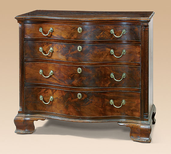 CHIPPENDALE SERPENTINE FRONT  CHEST WITH BLOCKED ENDS