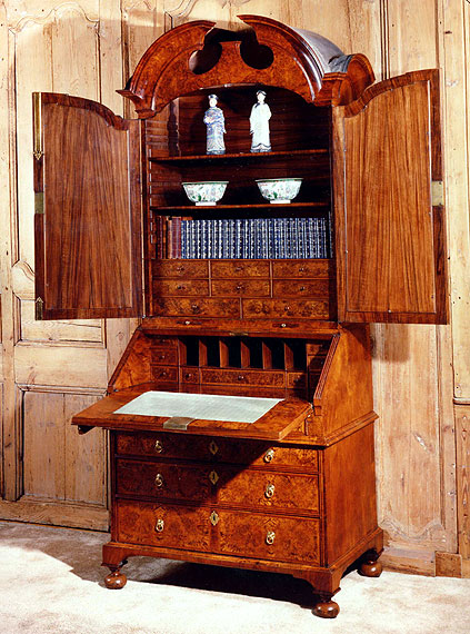 Queen Anne Burl Walnut Bureau Bookcase