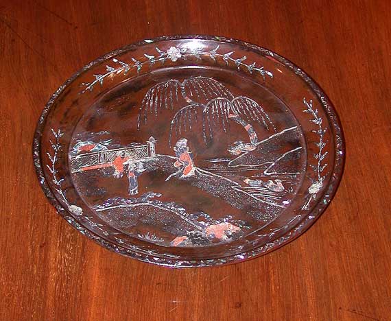 Set of 8 Chinese Lac Burgaute Dishes