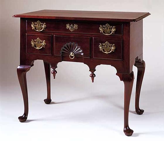Queen Anne Mahogany Dressing Table
