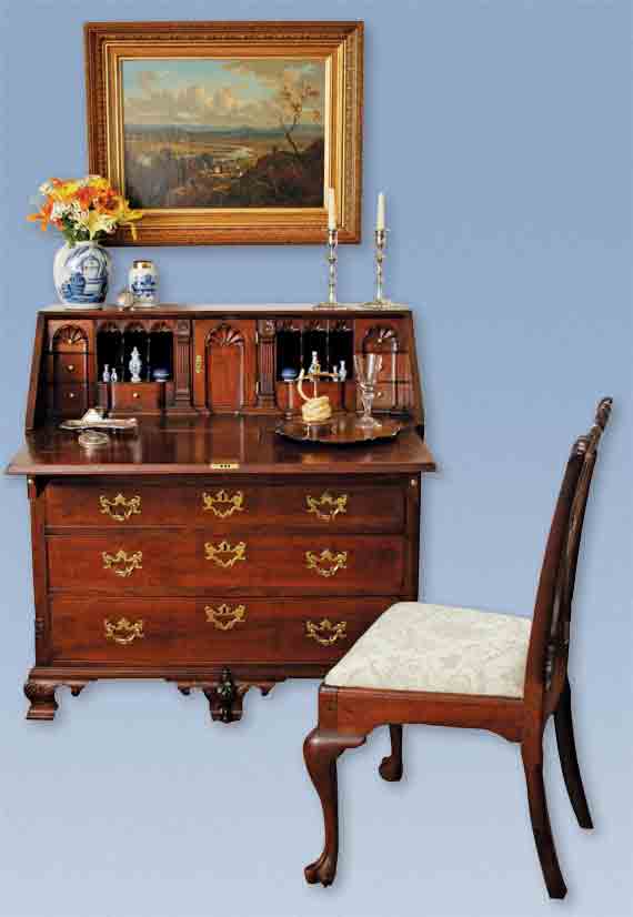 A fabulous North Carolina Desk by Thomas White