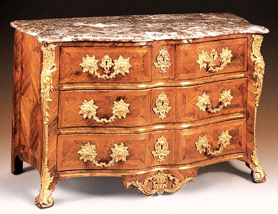Chest of Drawers (Commode)