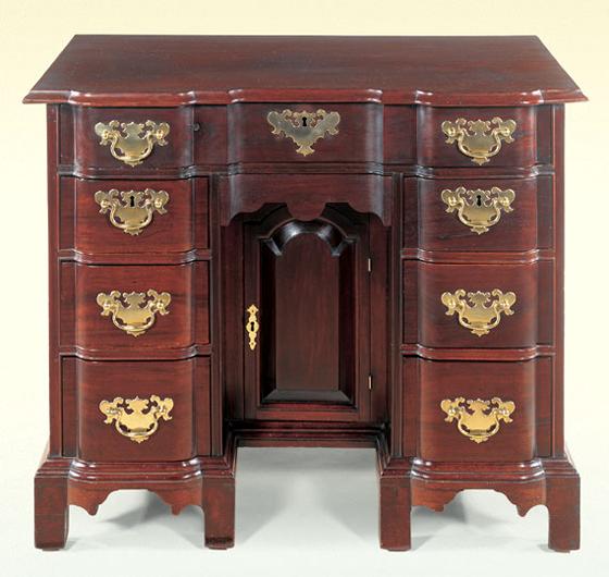 Queen Anne Figured Mahogany Kneehole Desk