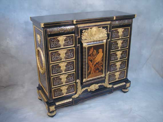 Parrot Cabinet