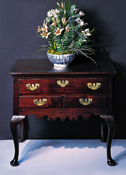 Delaware River Valley Dressing Table