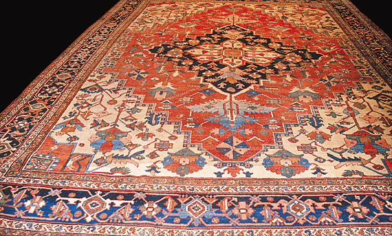 Serapi, 11.6' x 14.6'