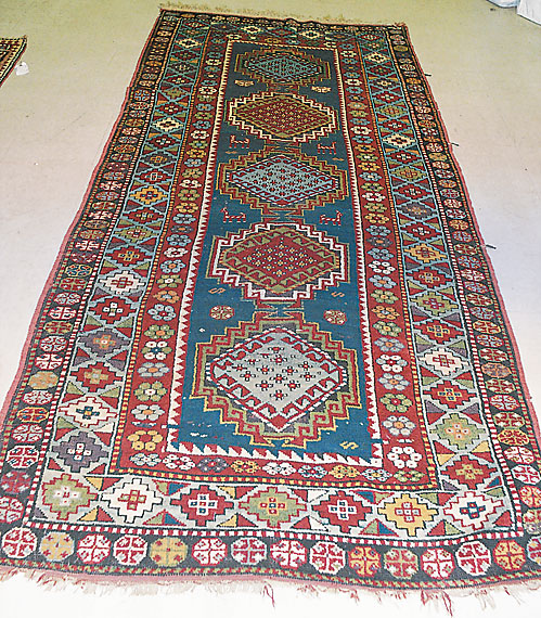 Kazak, 4 x 9
