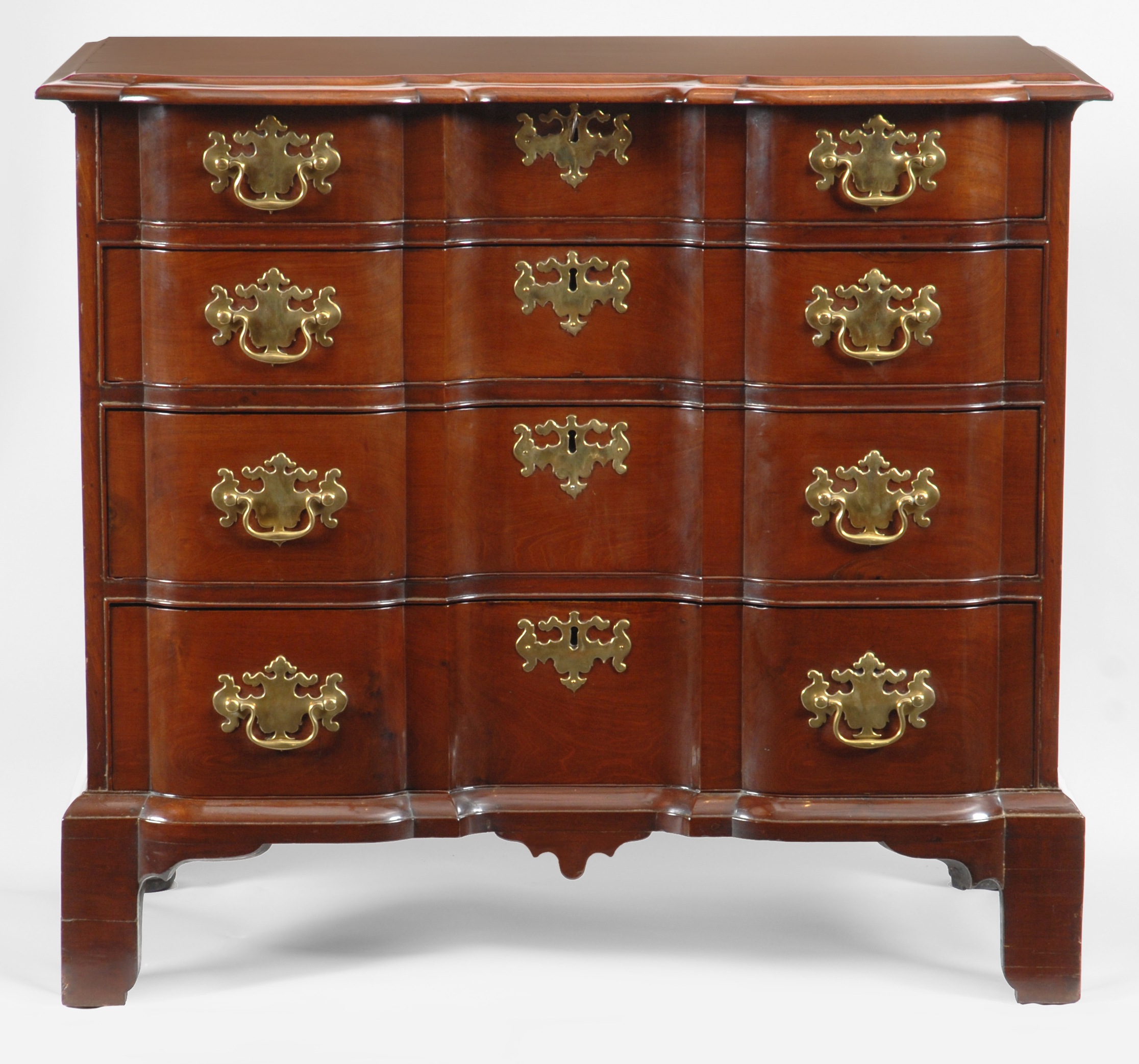A fine Chippendale mahogany block front chest of drawers, Boston Massachusetts origin, circa 1770.
