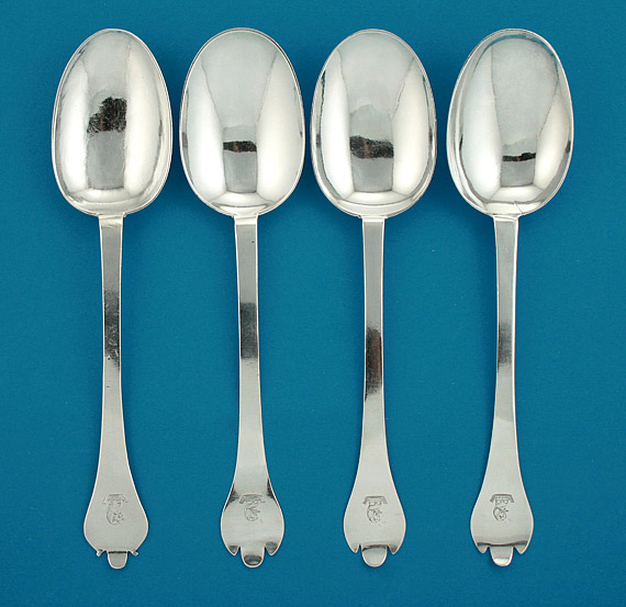 Assembled Set of 4 William & Mary / William III Silver Trefid Spoons