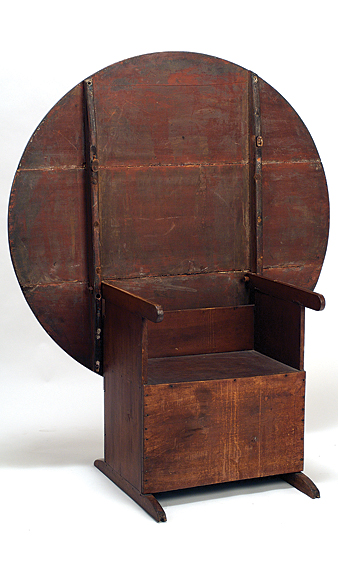 Red Painted Brich Shoe-Foot Hutch Table